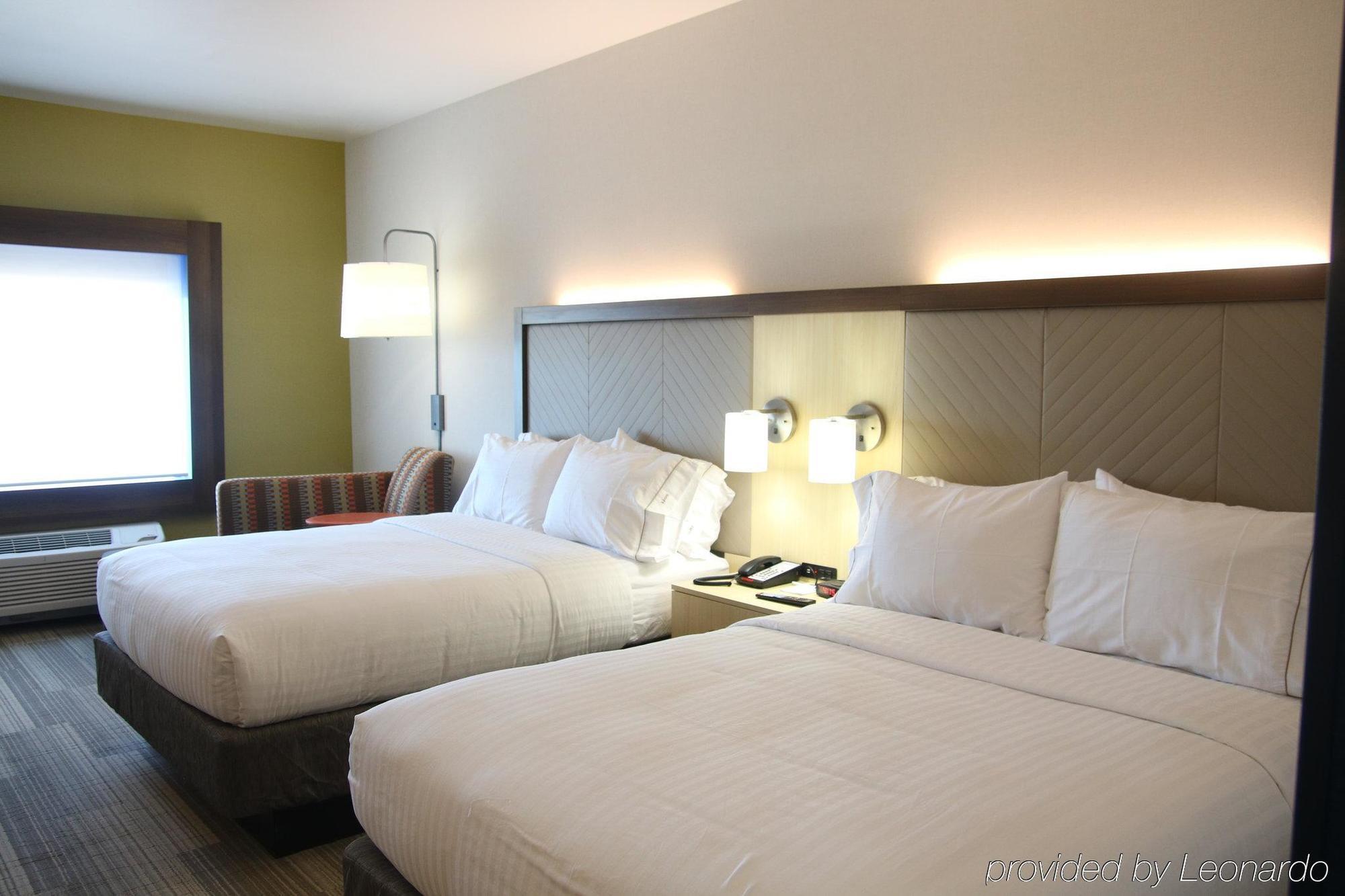 Holiday Inn Express & Suites Pahrump, An Ihg Hotel Dış mekan fotoğraf